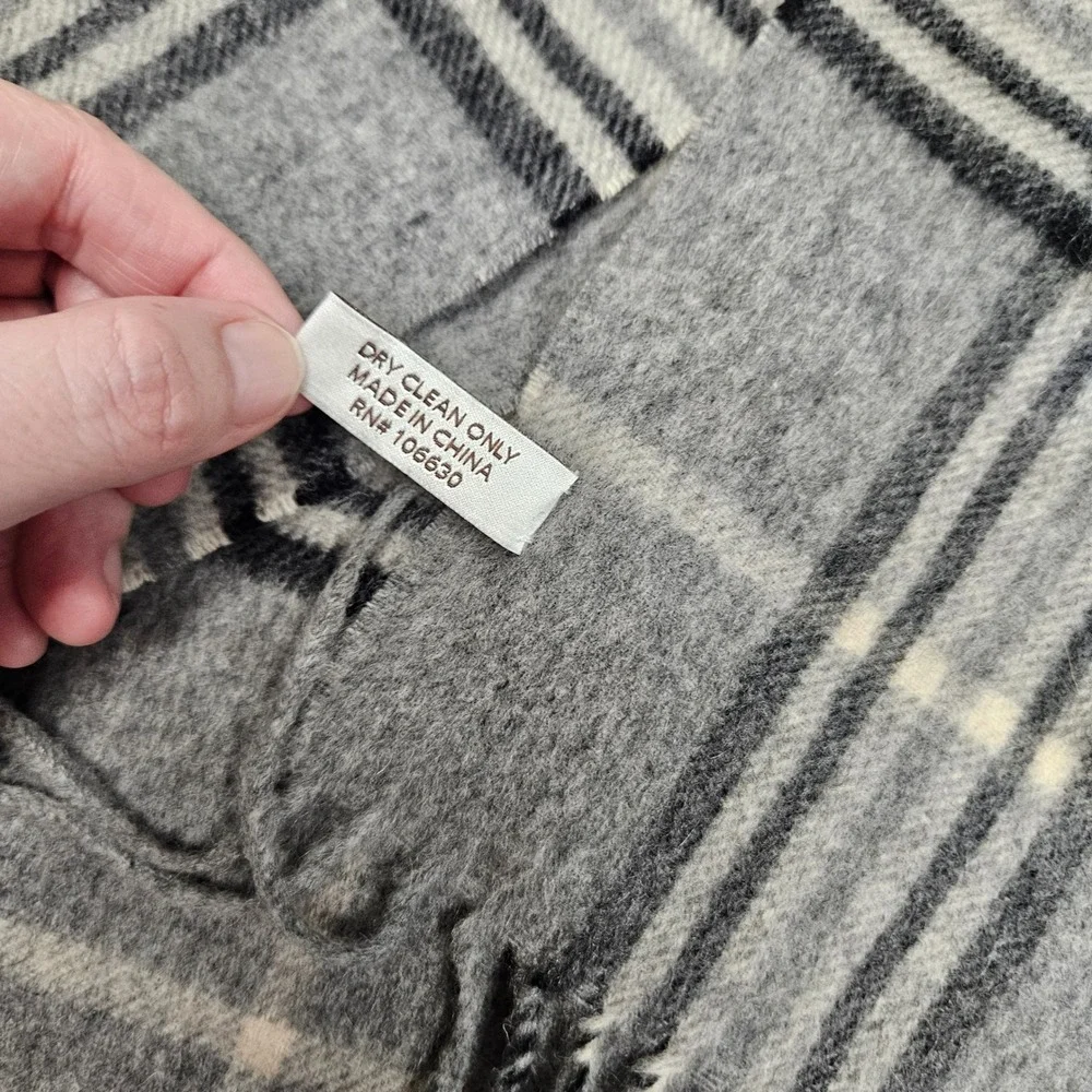 Enzo Mantovani Scarf Unisex OS Grey Plaid Wool Cashmere Blend Fringe Soft Winter